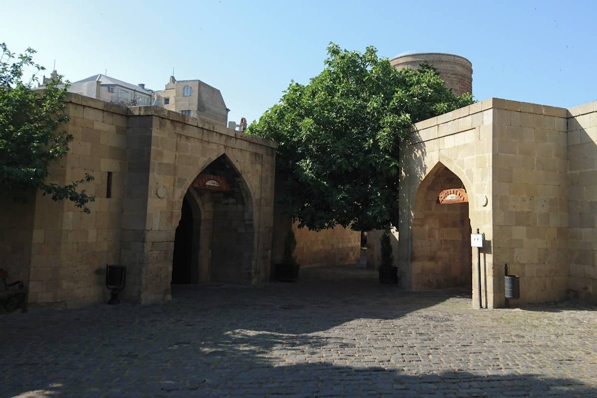 Baku Old City Tour